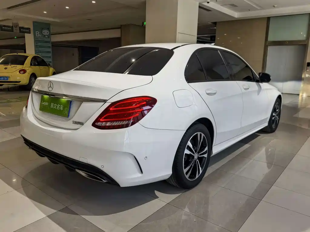 Mercedes-Benz C-Class — миниатюра 15