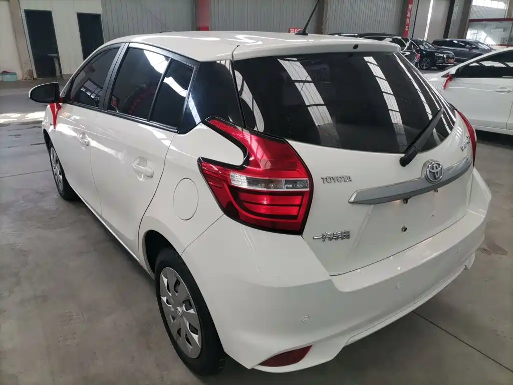 Toyota Vios FS — миниатюра 5
