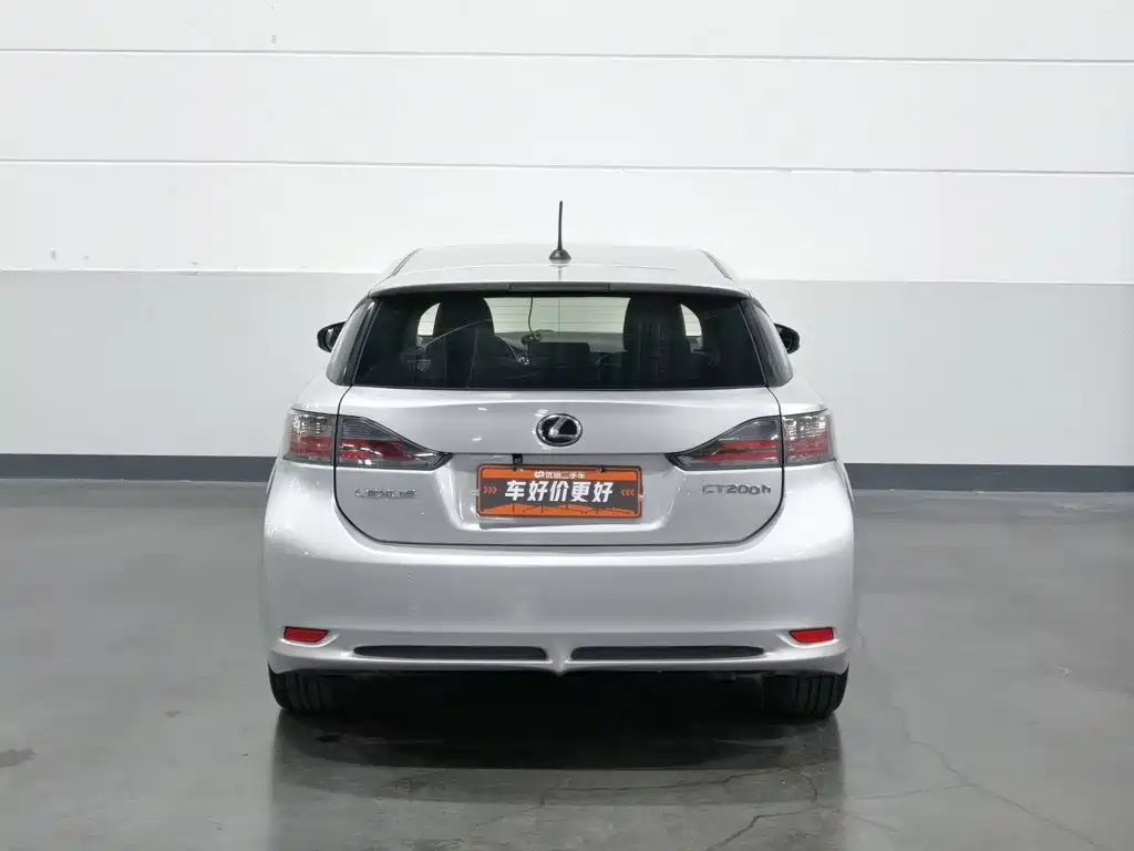 Lexus CT — миниатюра 4