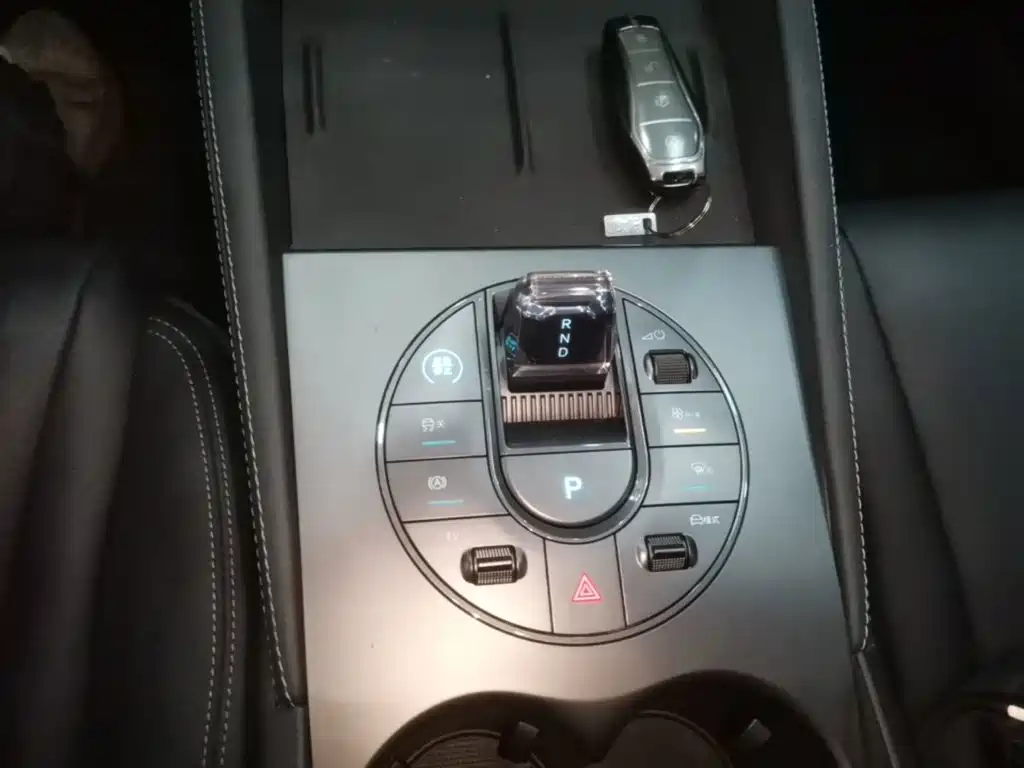 BYD Seal 06 — миниатюра 10