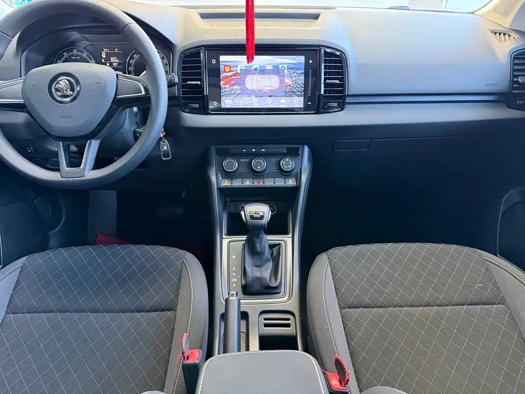 Skoda Karoq — миниатюра 14