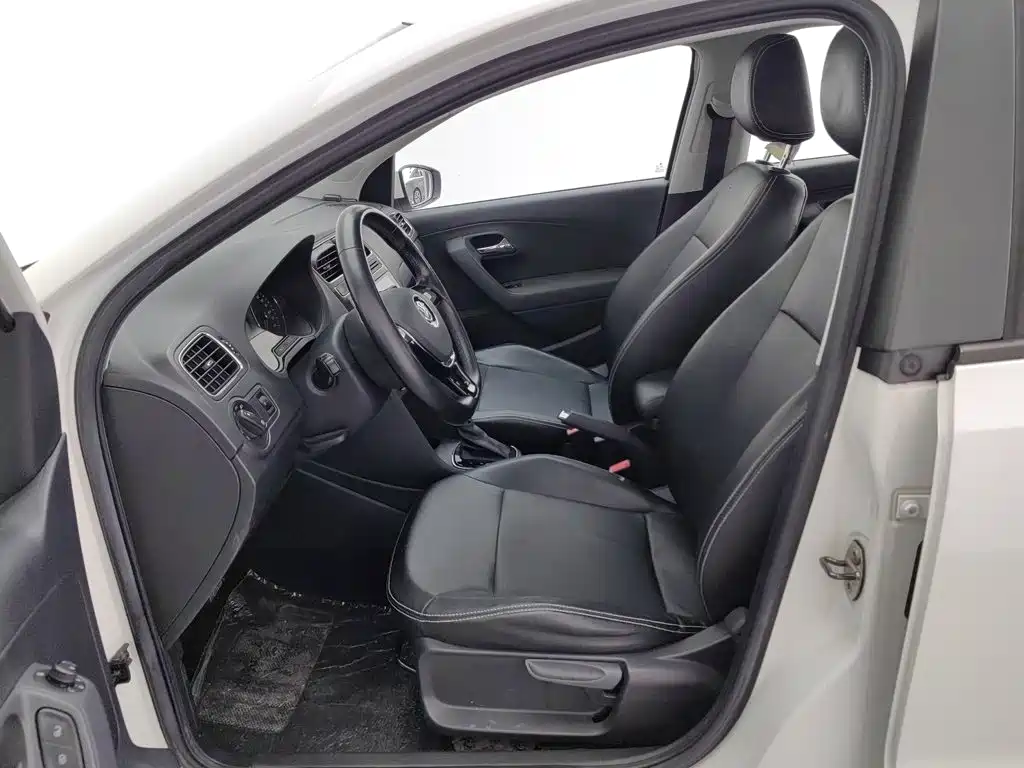 Volkswagen Polo — миниатюра 10