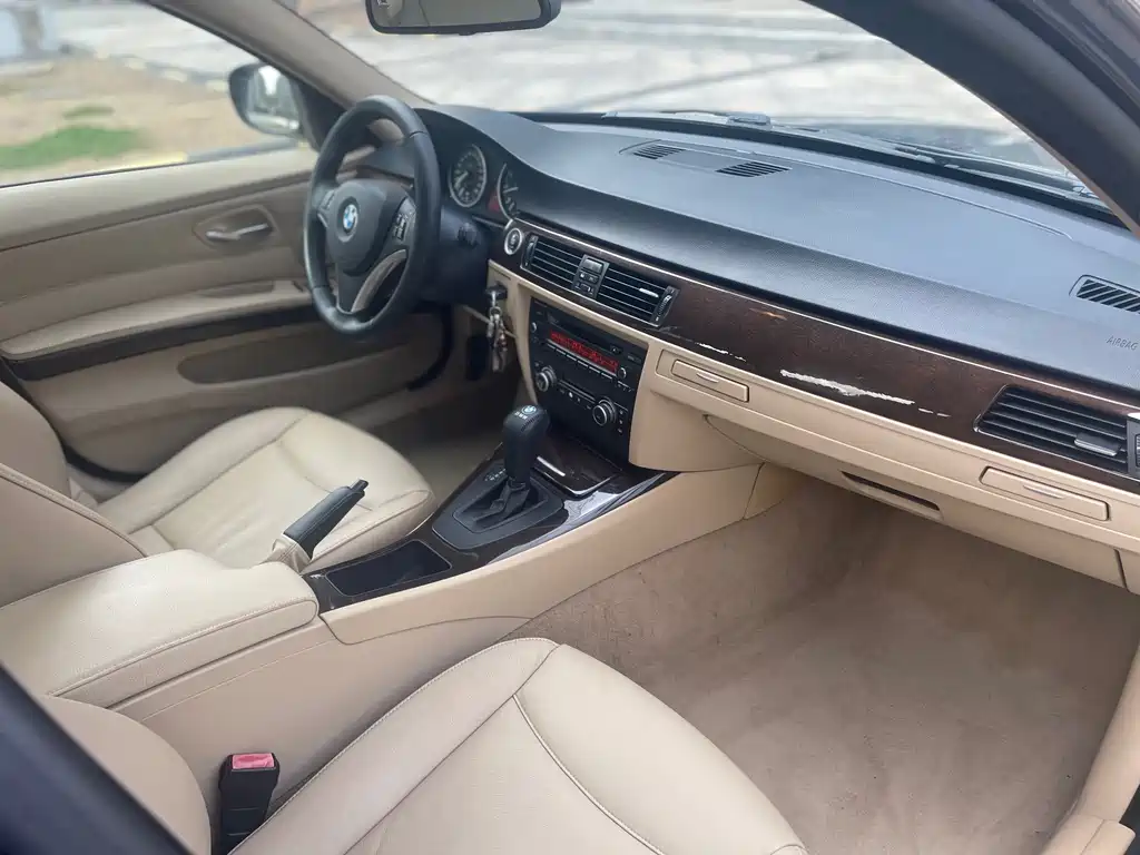 BMW 3 Series 3 2010 325i Luxury