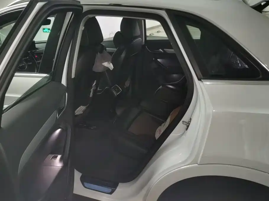 Audi Q3 — миниатюра 11