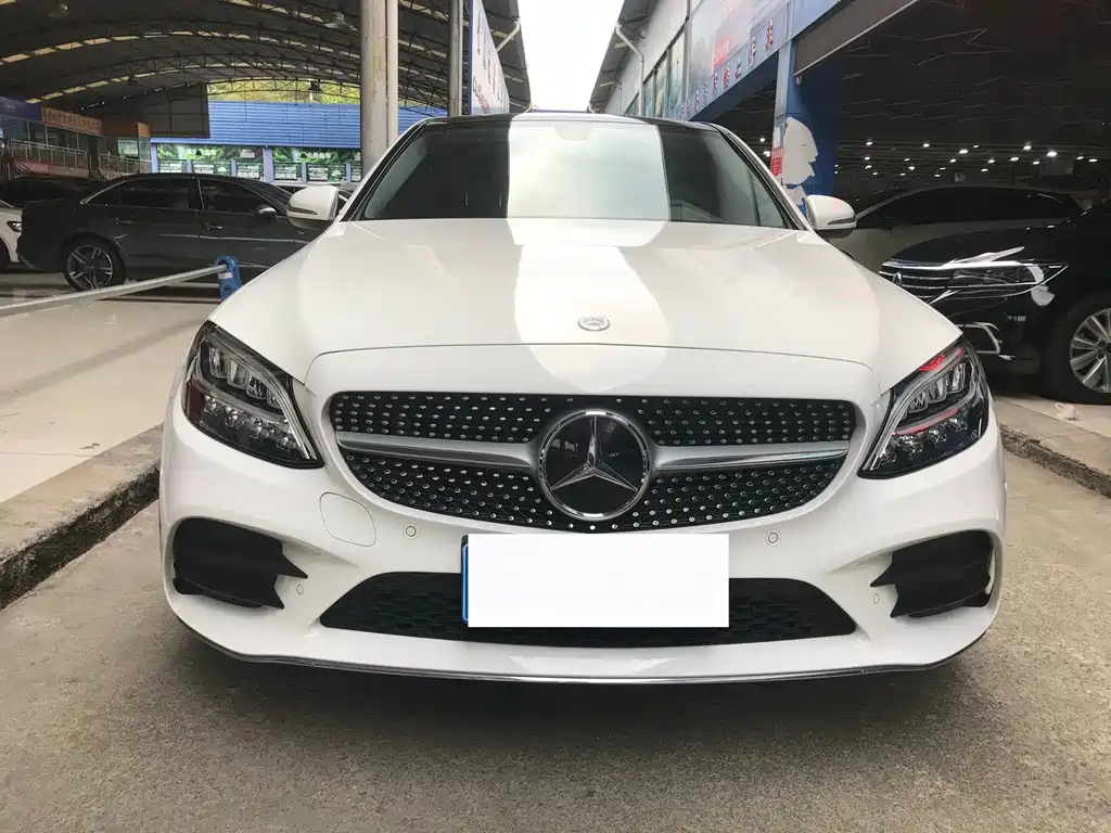 Mercedes-Benz C-Class — миниатюра 2