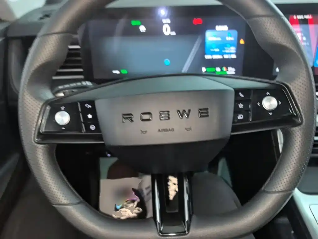 Roewe RX5 New Energy — миниатюра 11