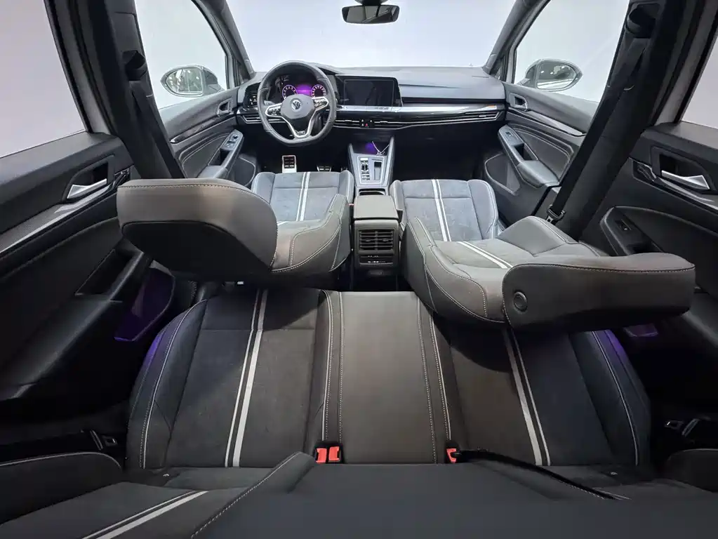 Volkswagen Golf — миниатюра 12