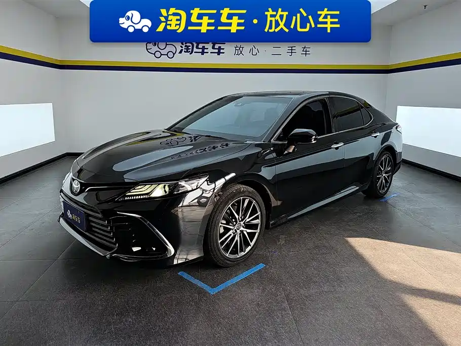 Toyota Camry 2022