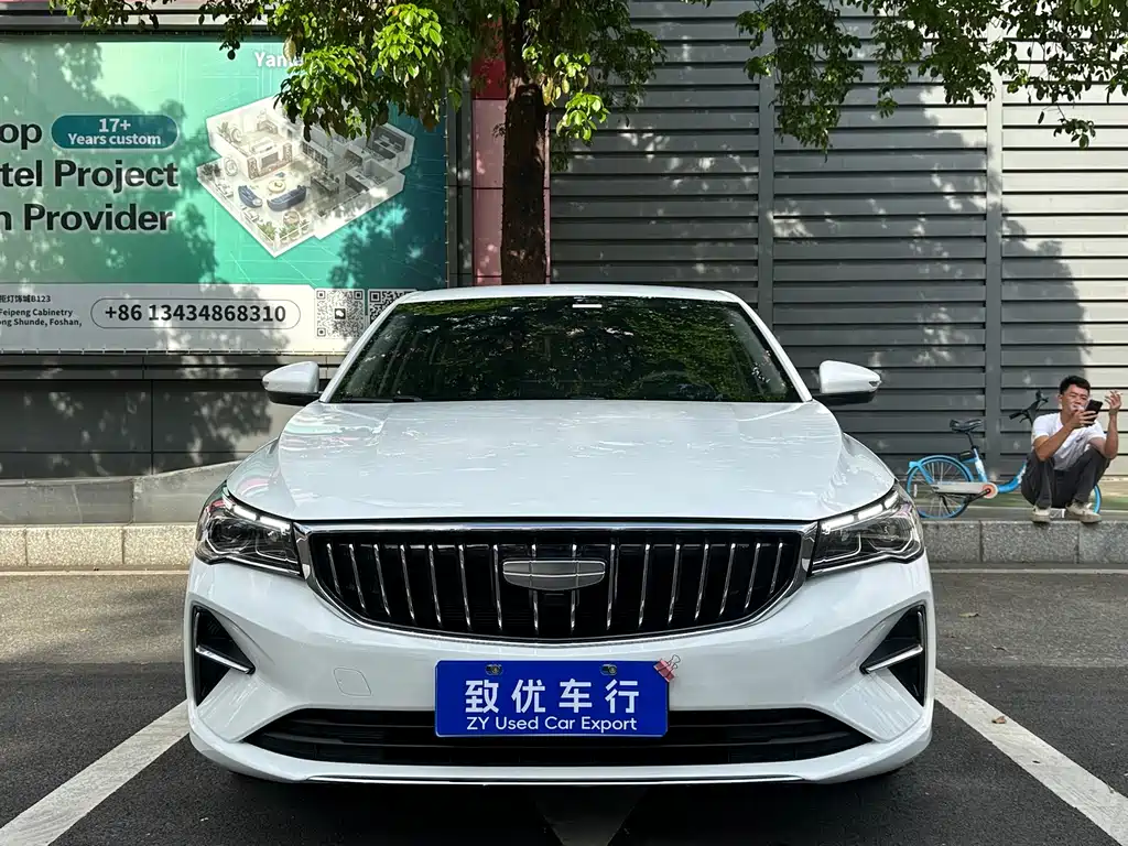 Geely Emgrand — миниатюра 2