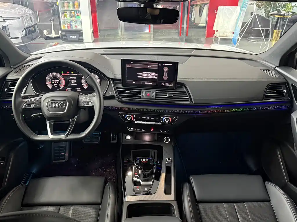 Audi Q5L — миниатюра 9