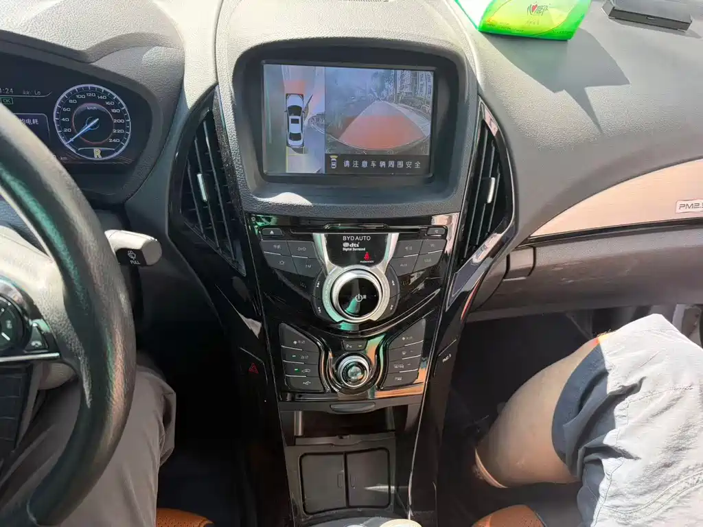 BYD Qin NEV — миниатюра 5