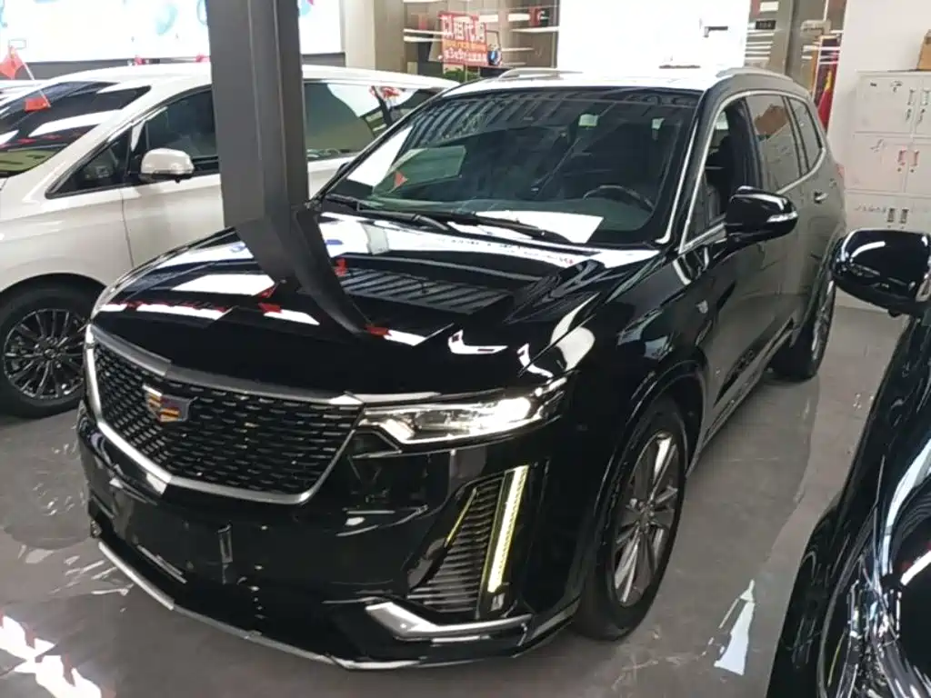 Cadillac XT6 2020 28T мест Luxury