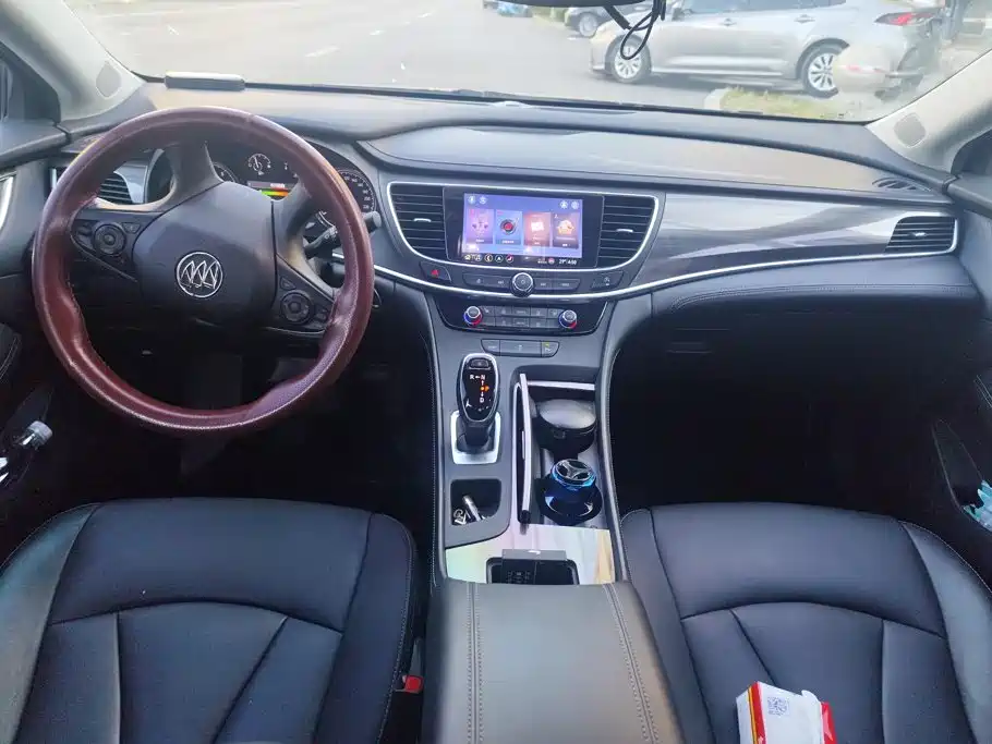 Buick LaCrosse — миниатюра 12