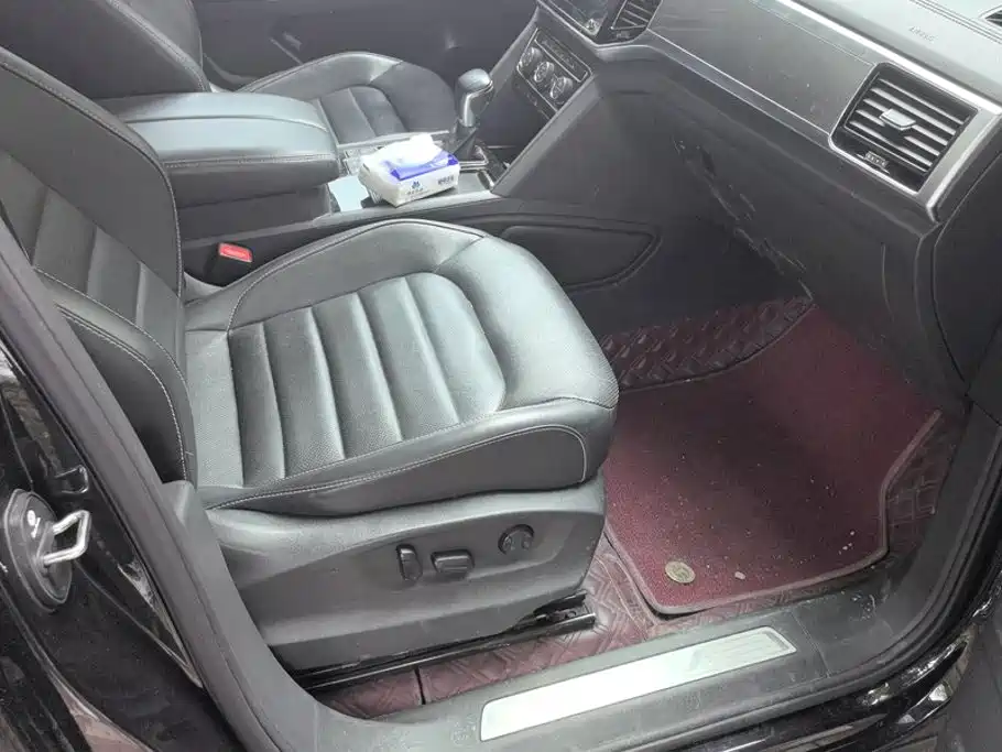Volkswagen Teramont — миниатюра 8
