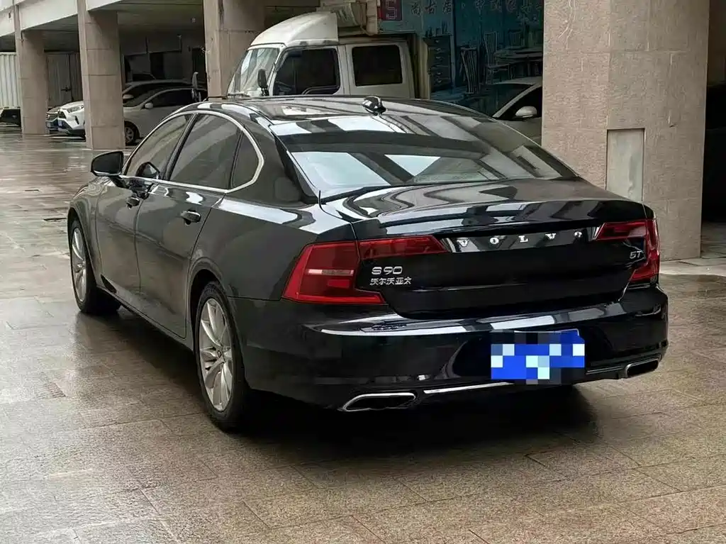 Volvo S90 — миниатюра 8