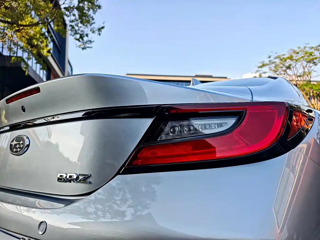 Subaru BRZ — миниатюра 12