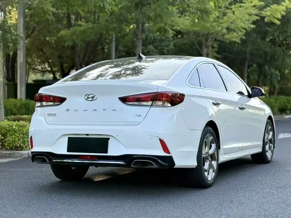 Hyundai Sonata — миниатюра 9