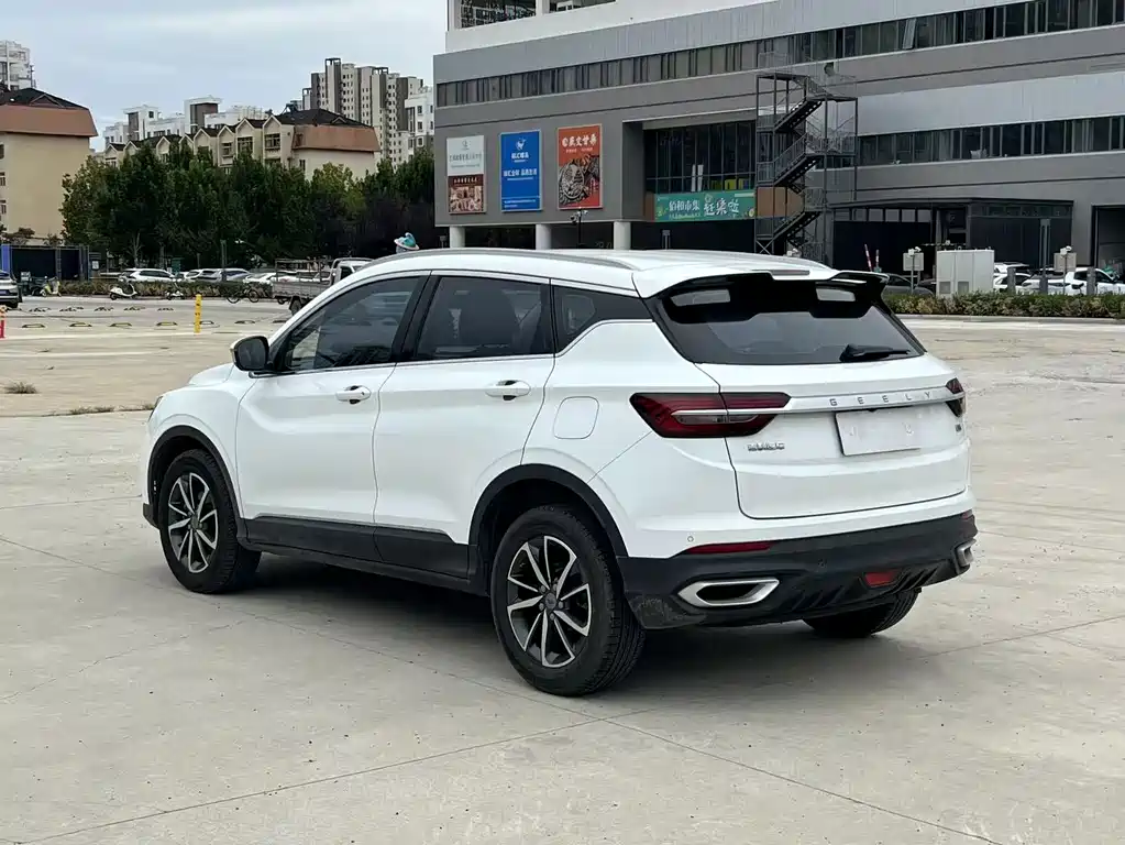 Geely Binyue — миниатюра 6