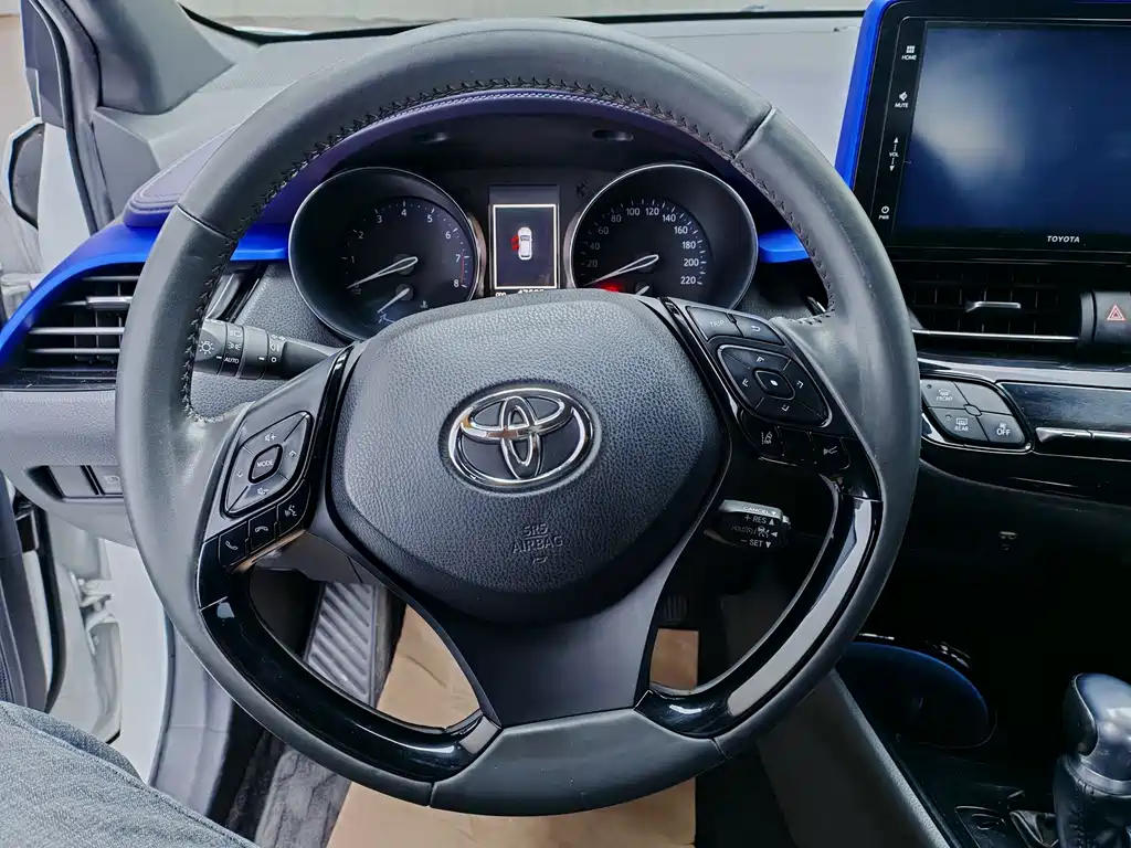 Toyota IZOA — миниатюра 11