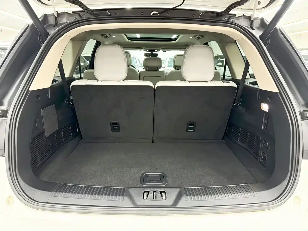 Lincoln Aviator — миниатюра 17
