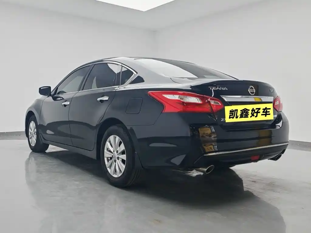 Nissan Teana — миниатюра 6