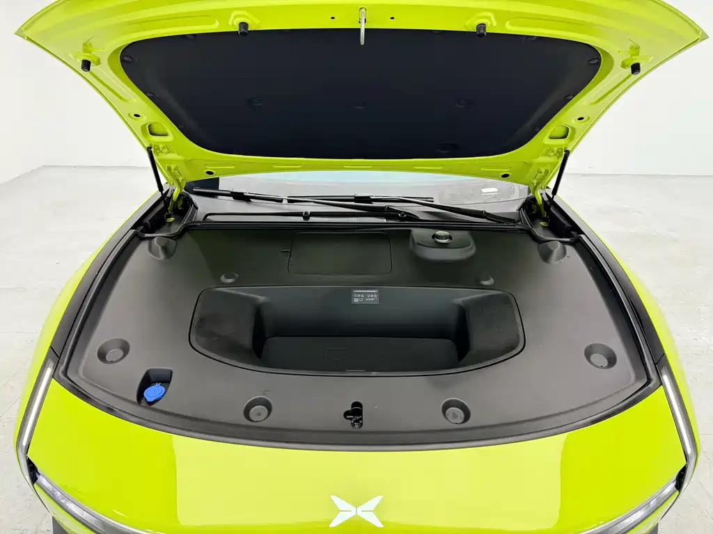 XPeng P7 — миниатюра 5