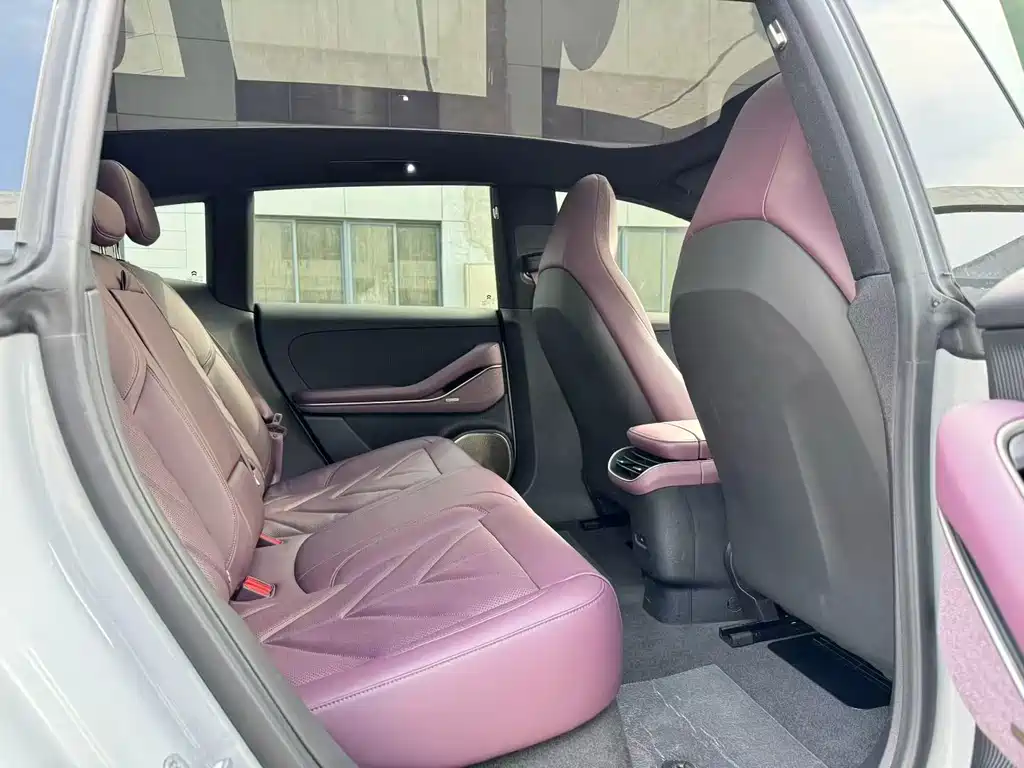 NIO ET5T — миниатюра 6