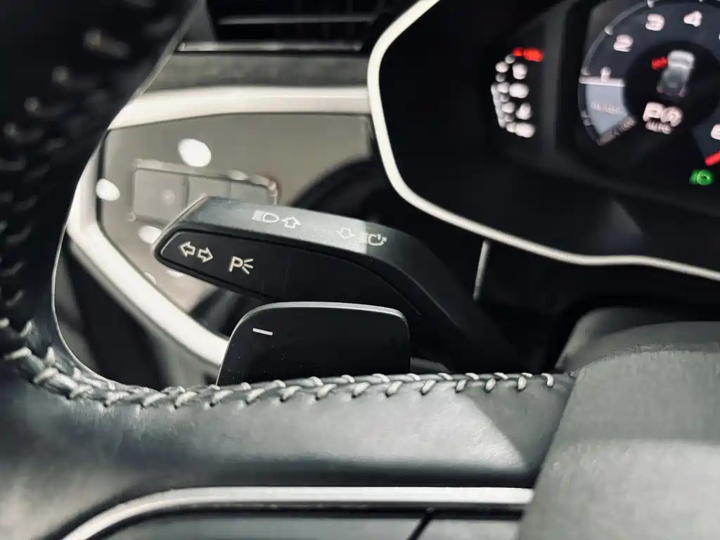 Audi Q3 — фотографии объявления, Фото 11