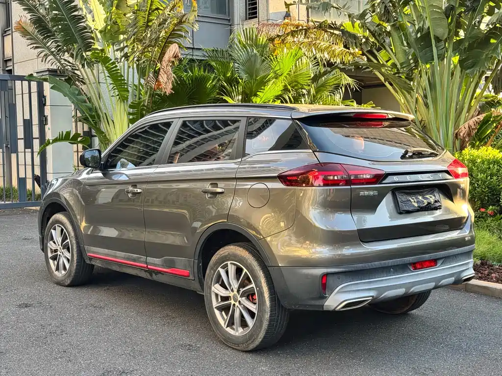 Geely Boyue — миниатюра 18
