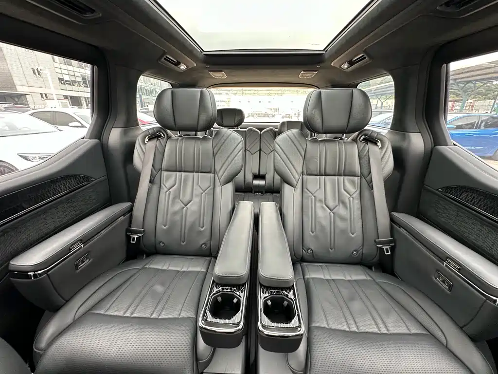 ZEEKR EXTREME KRYPTON 009