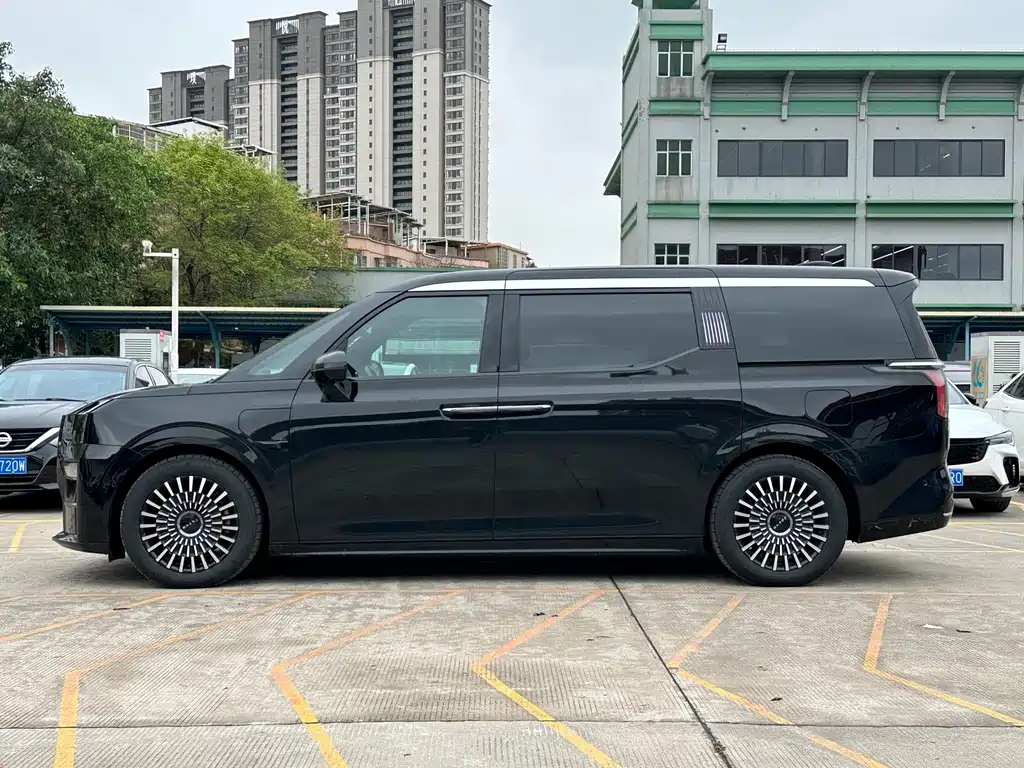 ZEEKR EXTREME KRYPTON 009