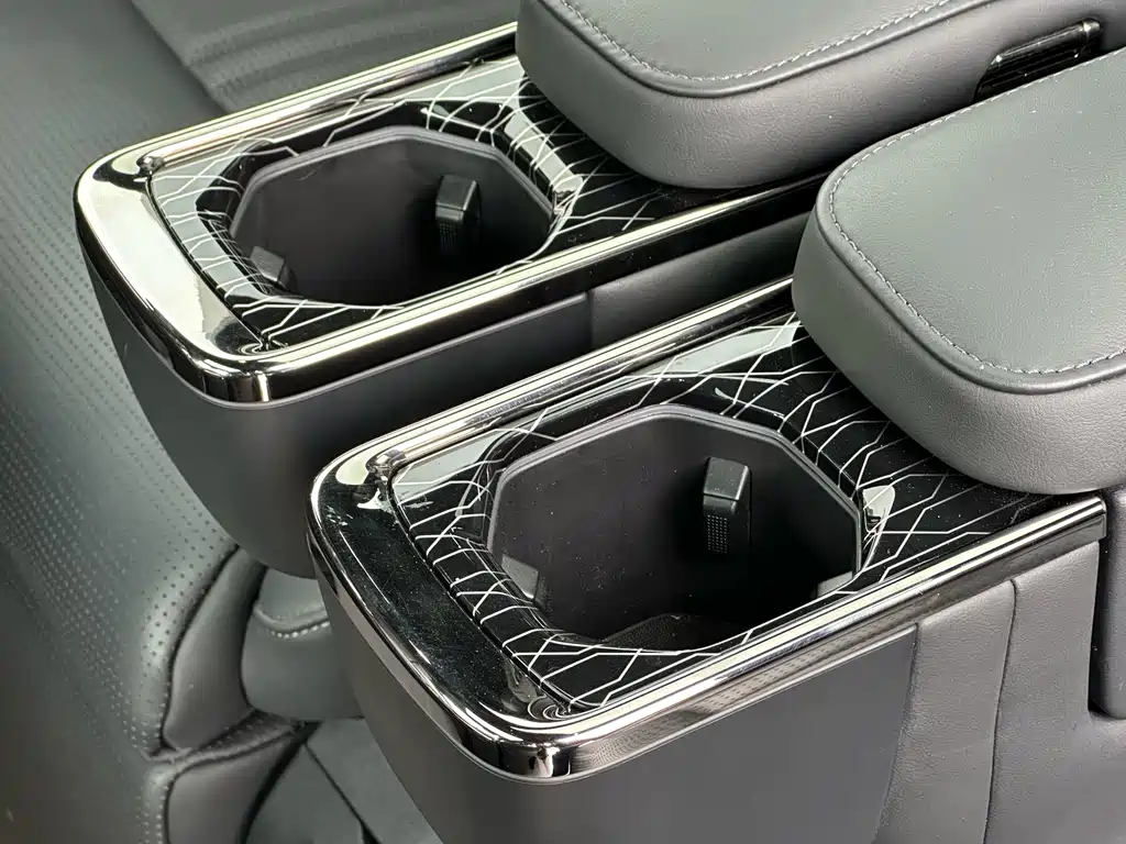 ZEEKR EXTREME KRYPTON 009