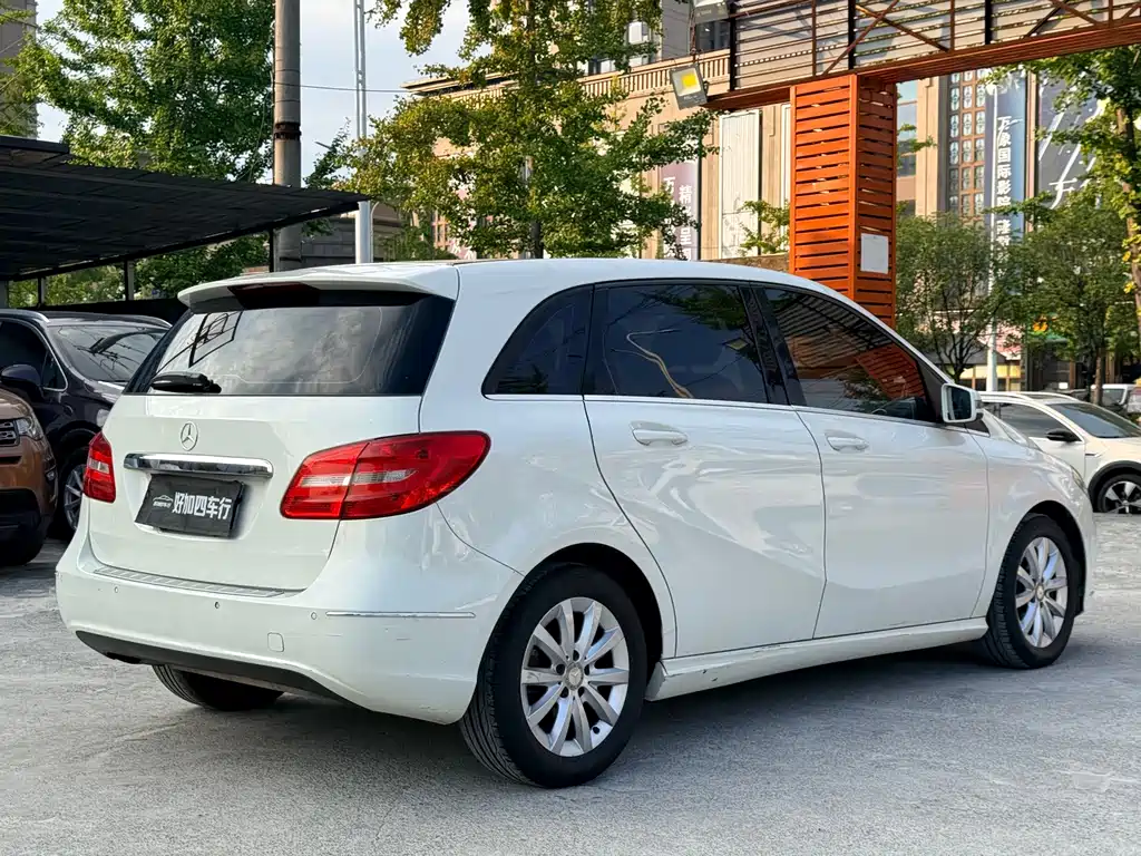 Mercedes-Benz B-Class — миниатюра 9