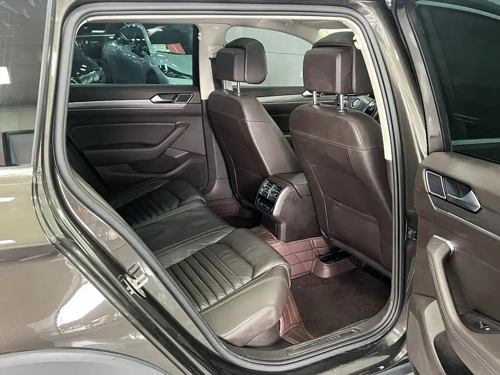 Volkswagen Passat Variant 2016 380TSI