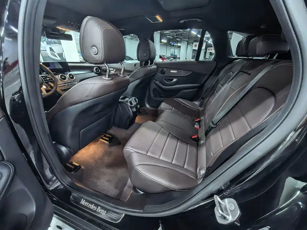 Mercedes-Benz GLC — миниатюра 10