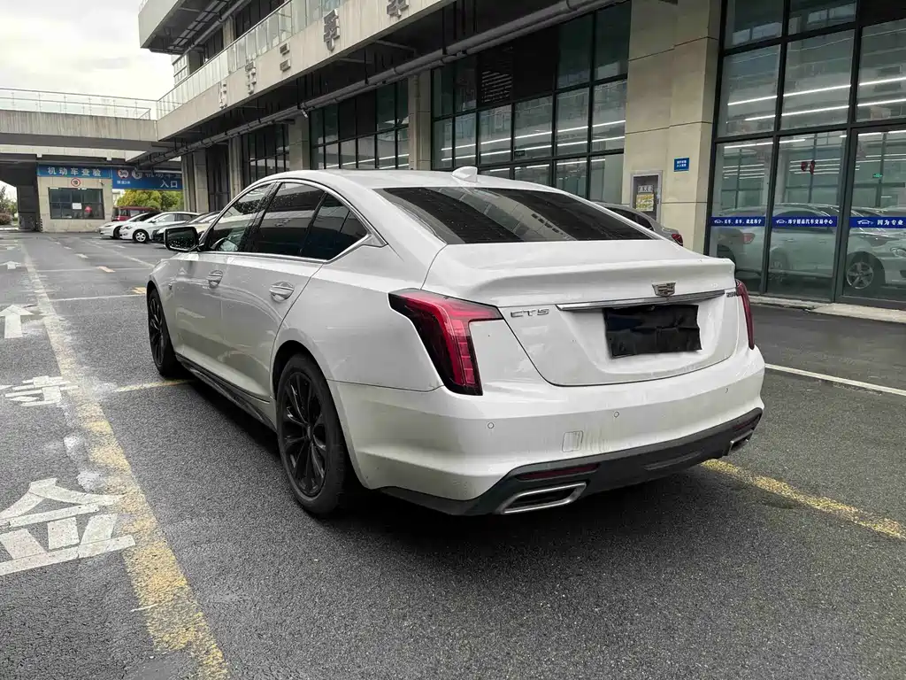 Cadillac CT5 — миниатюра 17