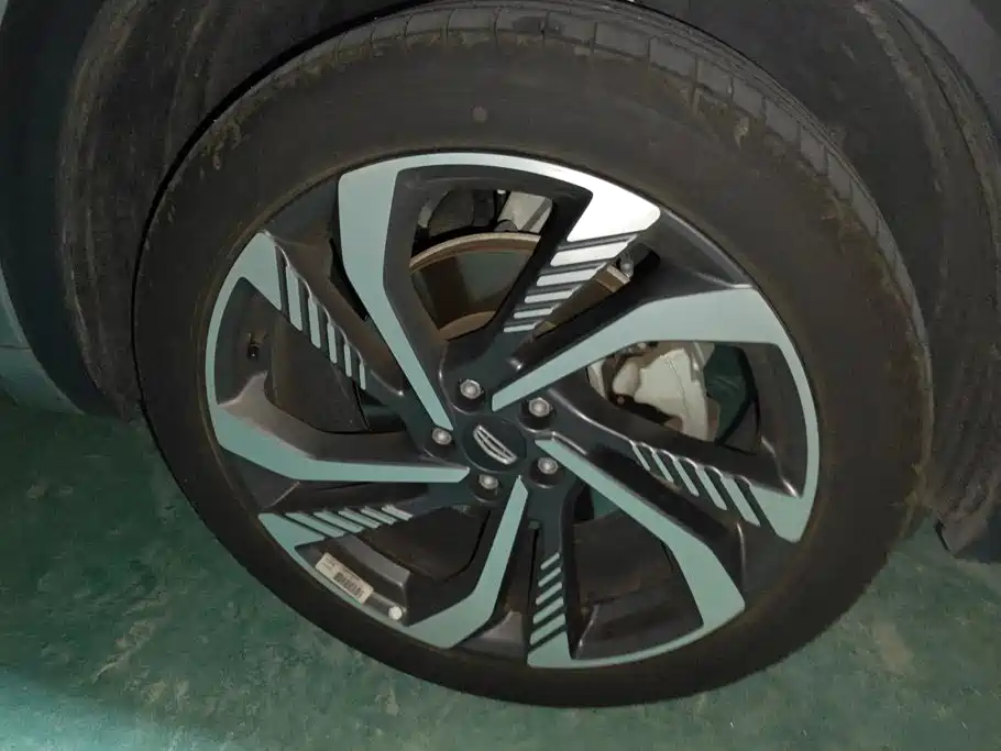 Geely Xingyue L — миниатюра 6
