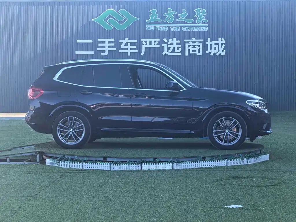 BMW X3 — миниатюра 7