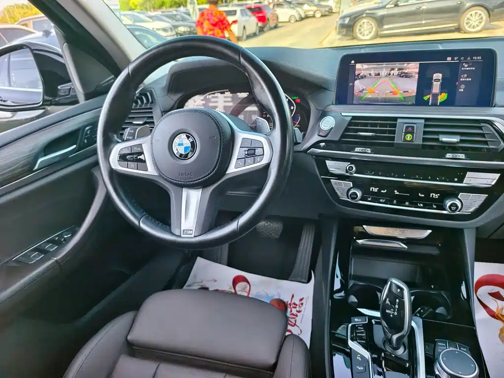 BMW X3 — миниатюра 13