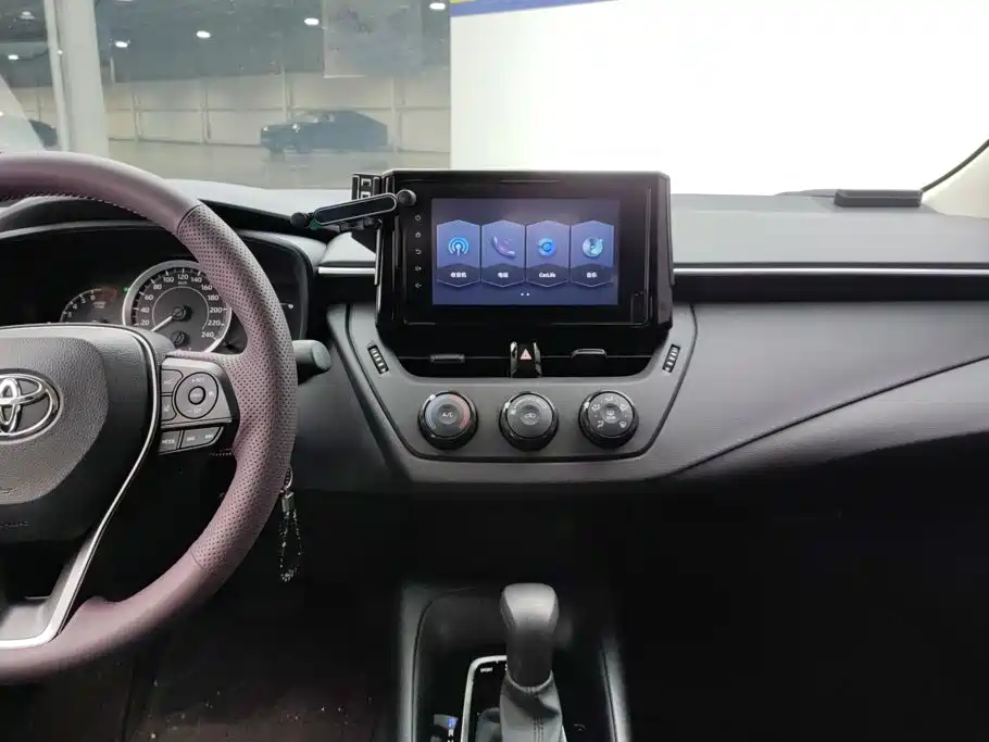 Toyota Corolla — миниатюра 13