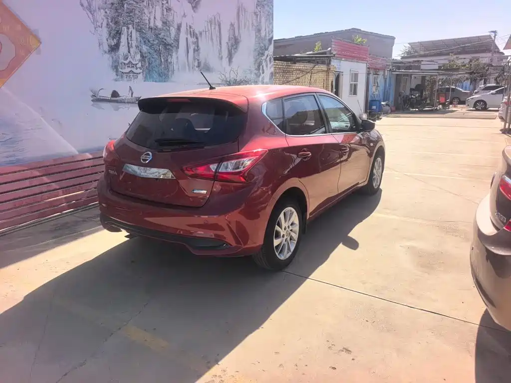 Nissan Tiida — миниатюра 15