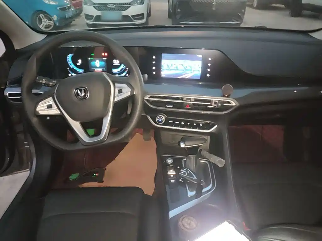 Changan Eado — миниатюра 10