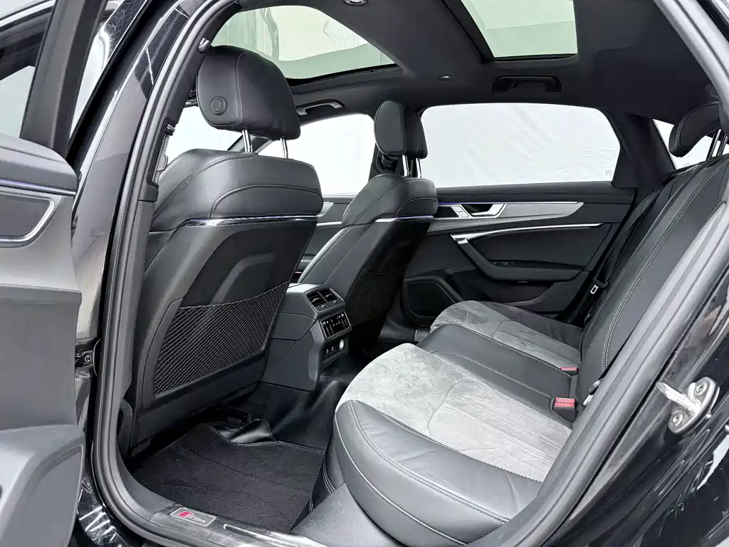 Audi A6L — миниатюра 10