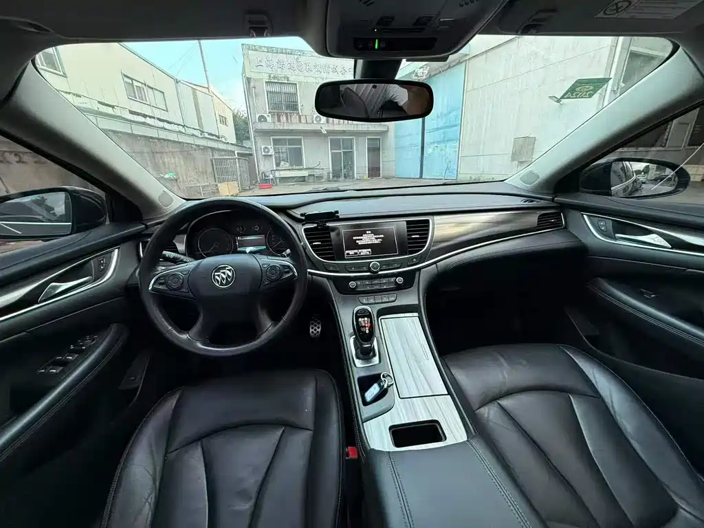 Buick LaCrosse — миниатюра 8