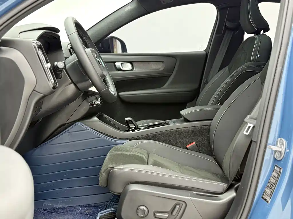 Volvo C40 — миниатюра 5