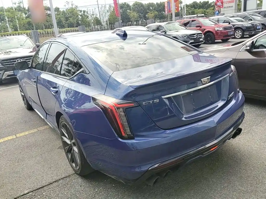 Cadillac CT5 — миниатюра 5