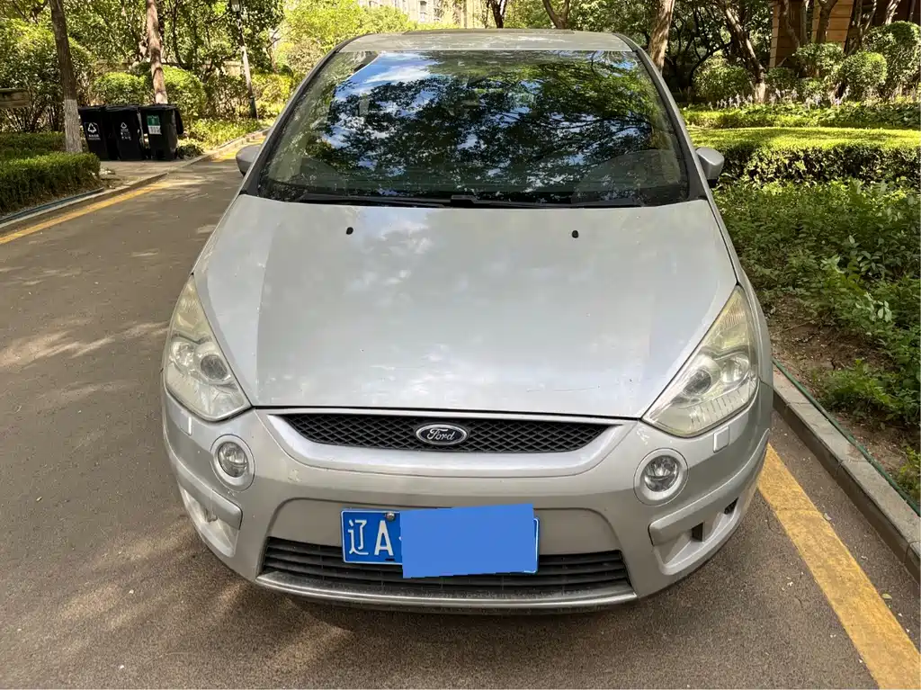 Ford Max — миниатюра 2