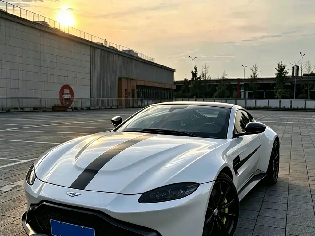 Aston Martin V8 Vantage