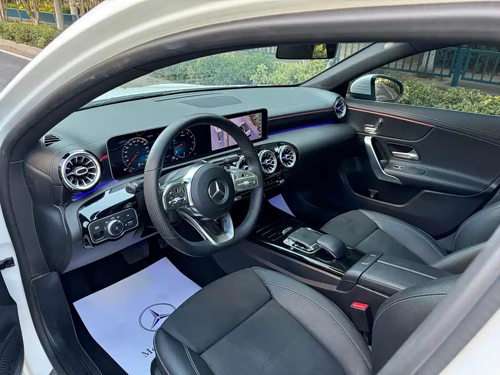 MERCEDES-BENZ A CLASS