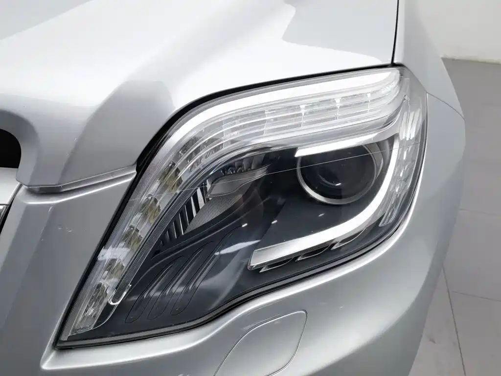 Mercedes-Benz GLK-Class — миниатюра 7